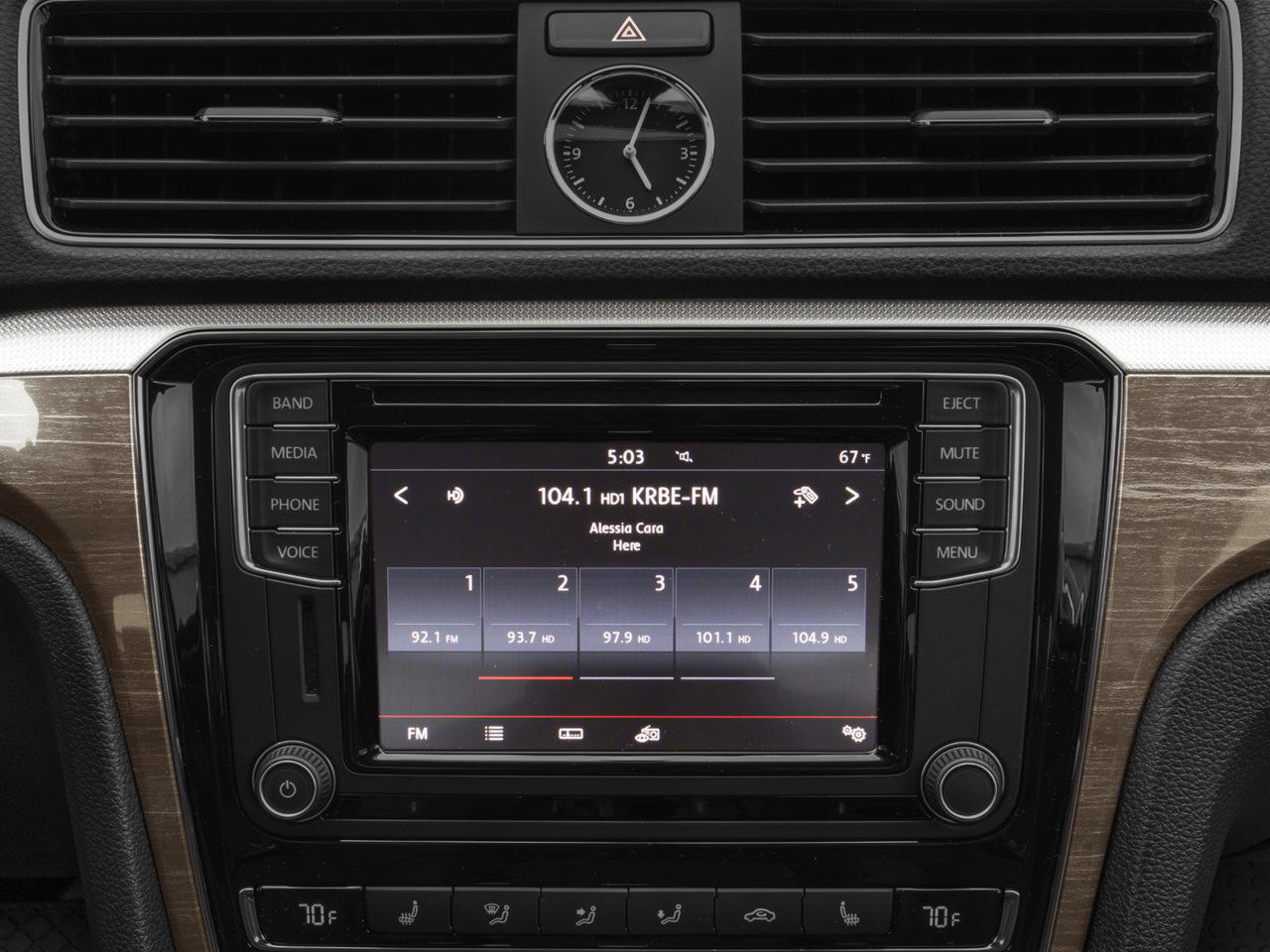 2016 Volkswagen Passat 1.8T SE w/Technology