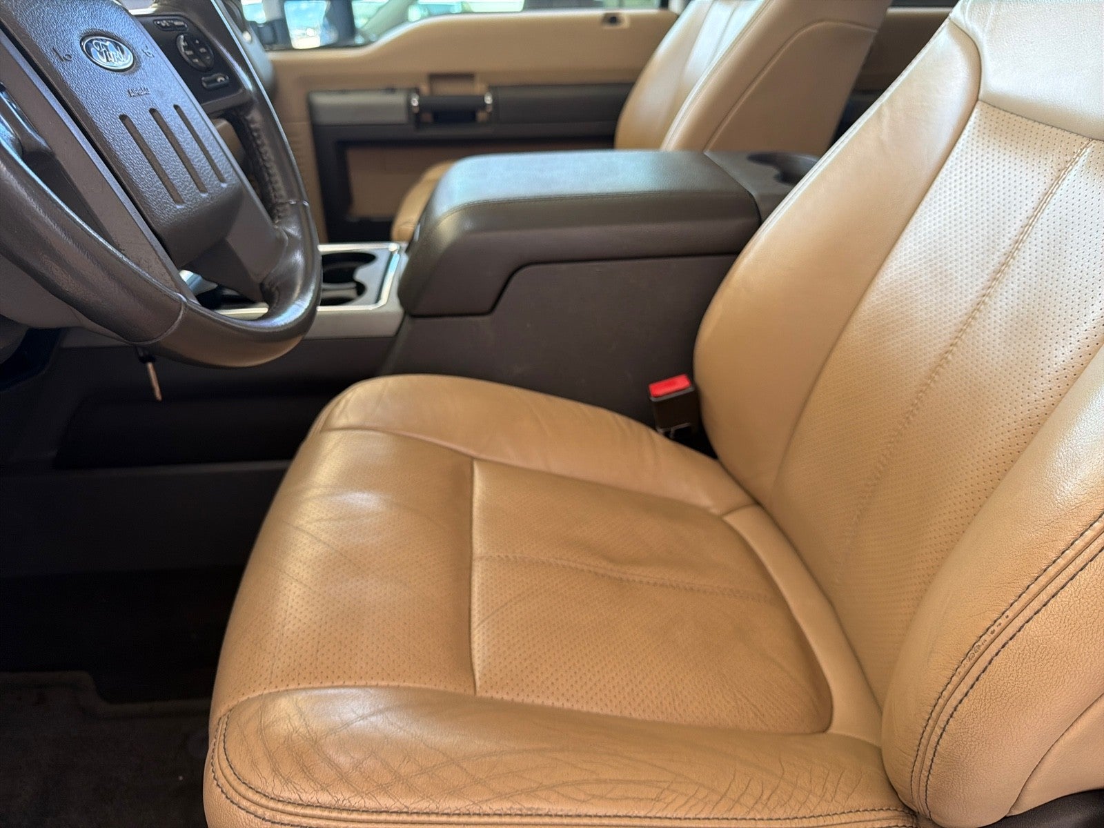 2016 Ford Super Duty F-250 Pickup Lariat