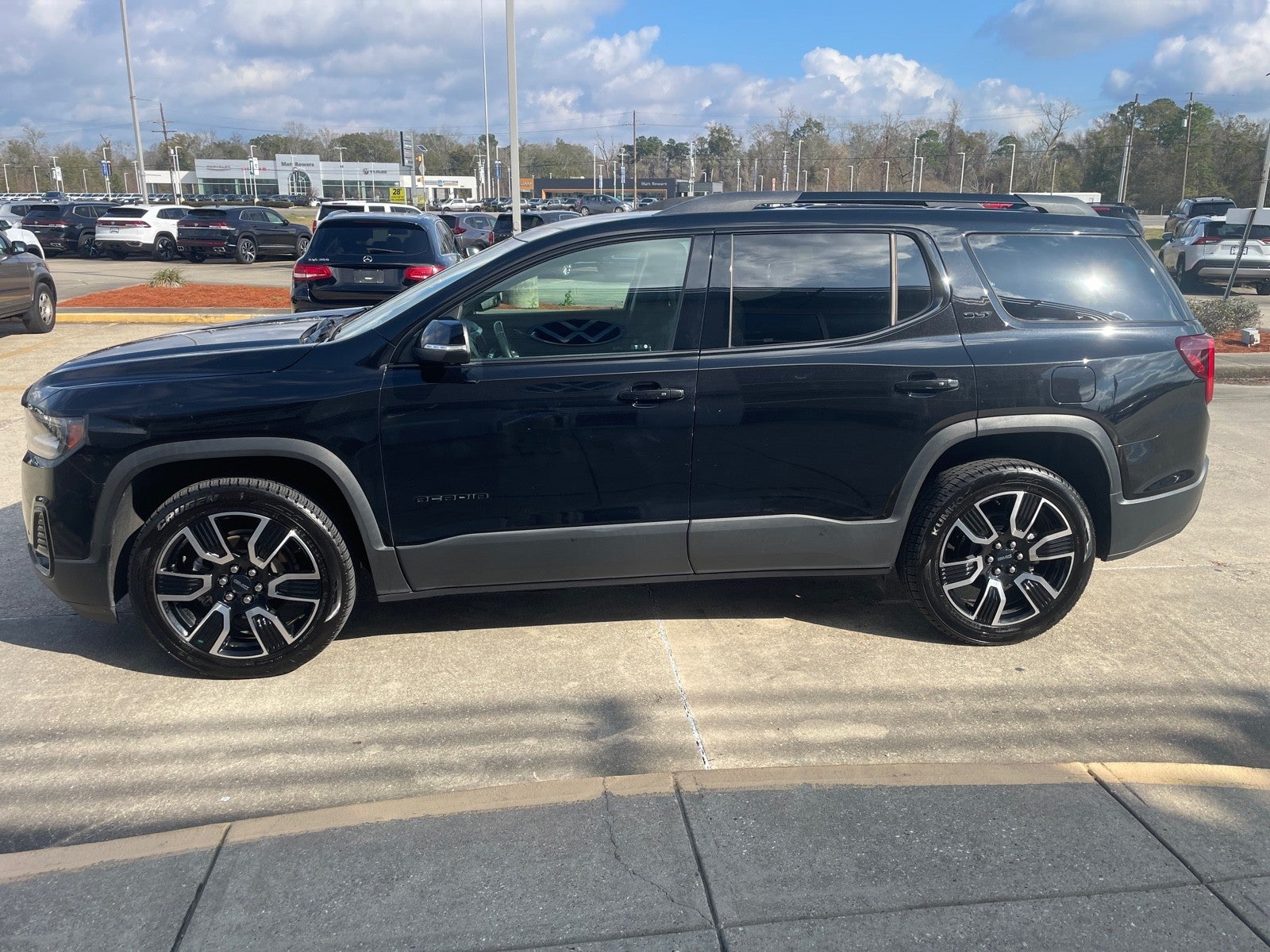 2021 GMC Acadia SLT