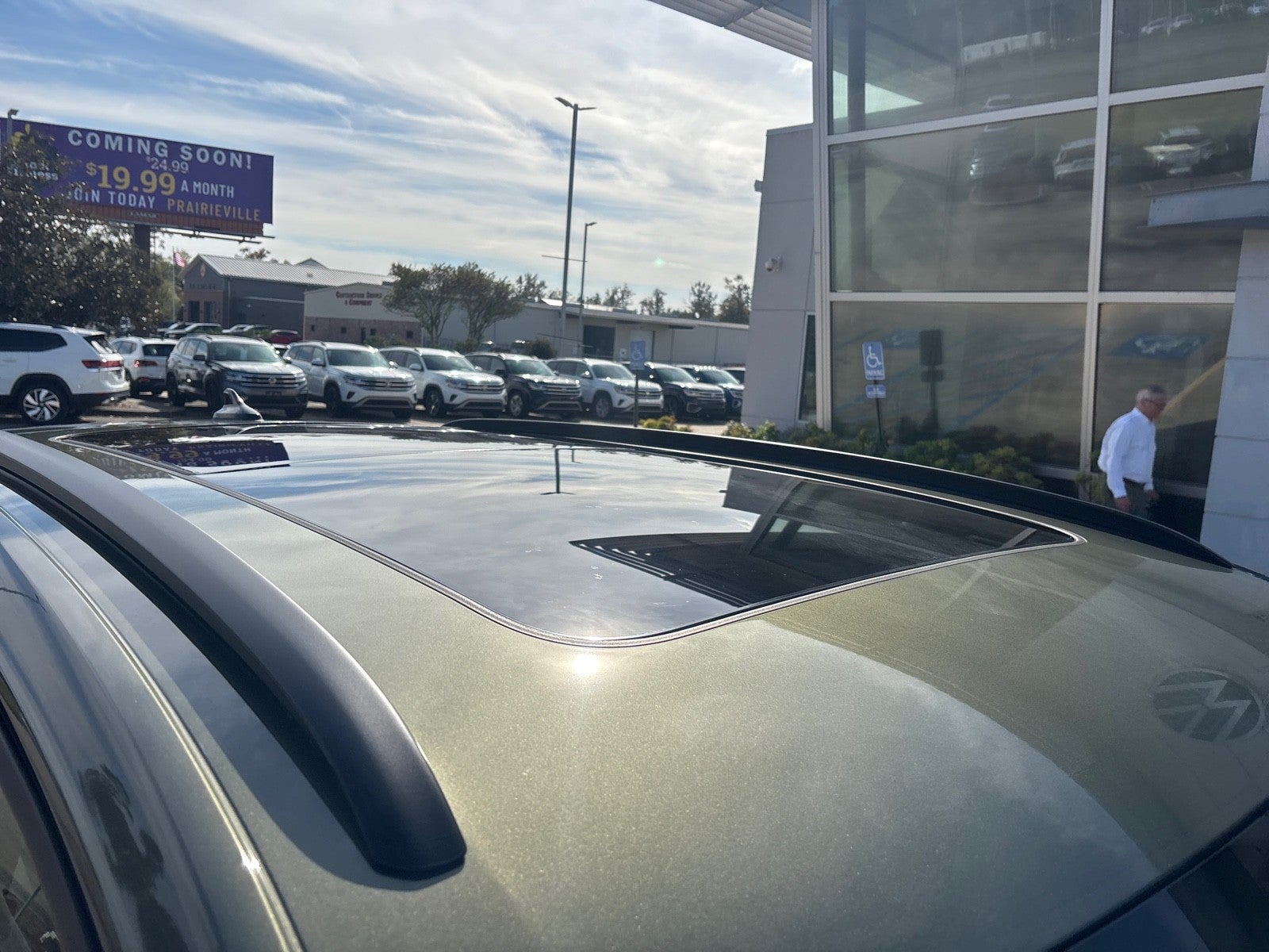 2026 Volkswagen Atlas Cross Sport 2.0T SEL R-Line Black