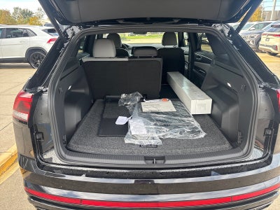 2026 Volkswagen Atlas Cross Sport 2.0T SEL R-Line Black