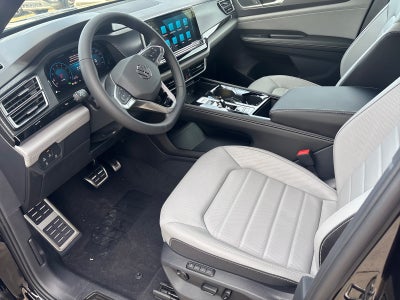 2026 Volkswagen Atlas Cross Sport 2.0T SEL R-Line Black