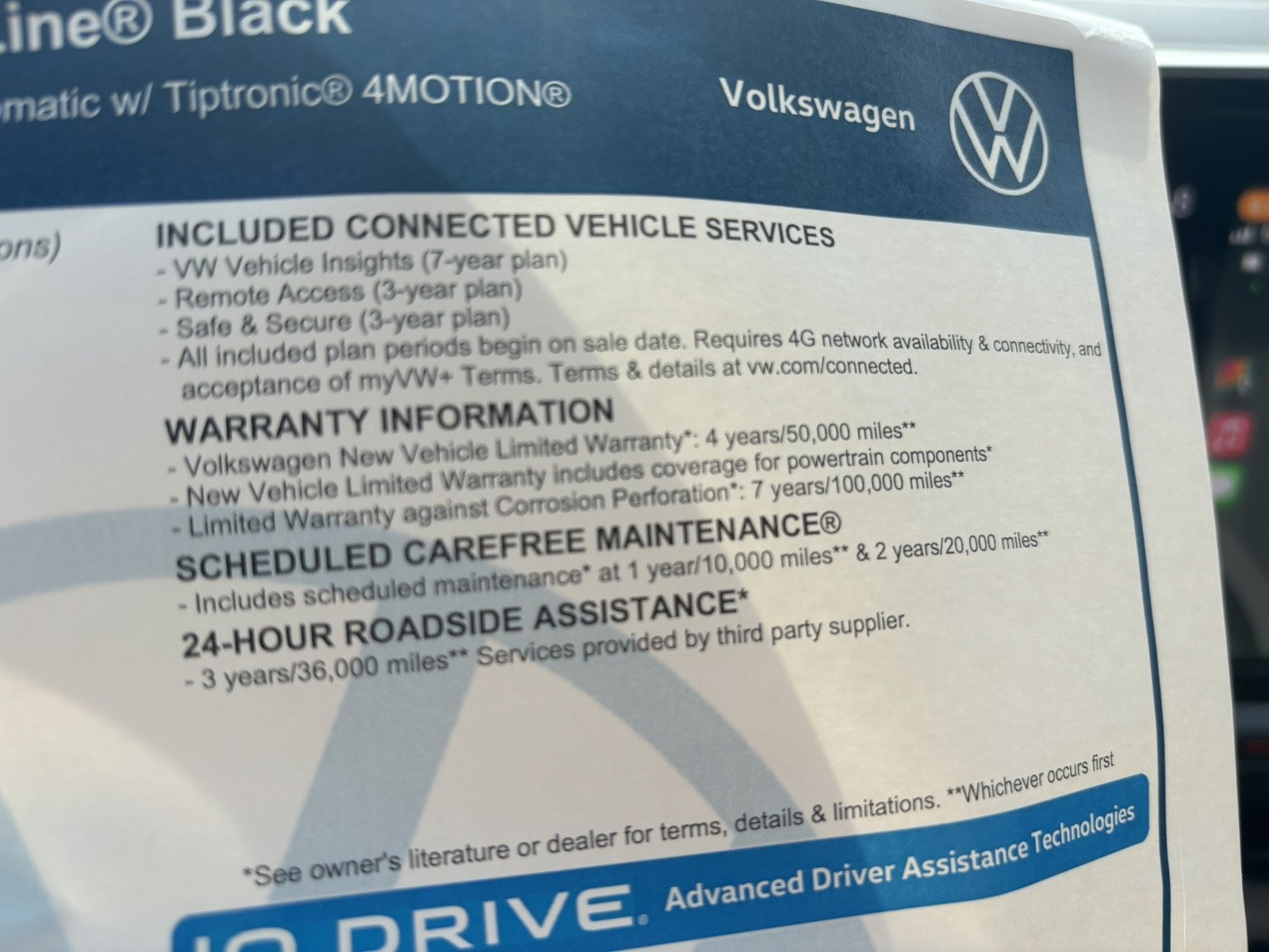 2026 Volkswagen Atlas Cross Sport 2.0T SEL R-Line Black