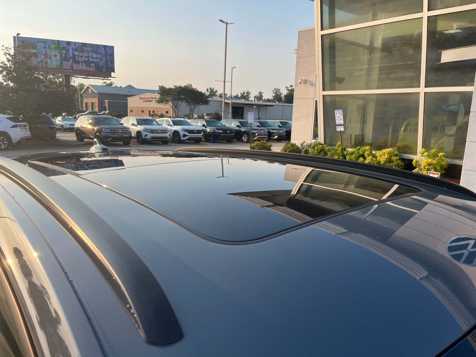 2026 Volkswagen Atlas Cross Sport 2.0T SEL R-Line Black