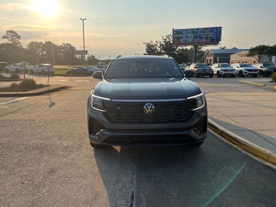 2026 Volkswagen Atlas Cross Sport 2.0T SEL R-Line Black