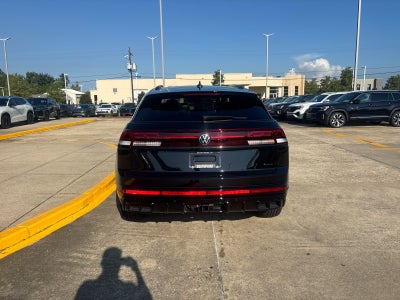 2026 Volkswagen Atlas Cross Sport 2.0T SEL R-Line Black