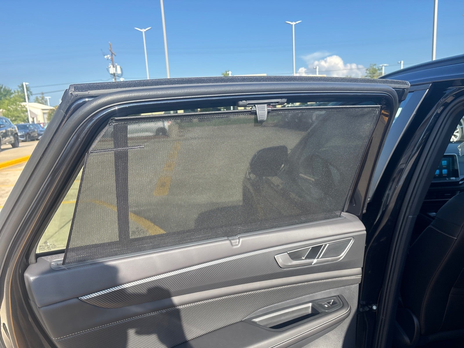 2026 Volkswagen Atlas Cross Sport 2.0T SEL R-Line Black