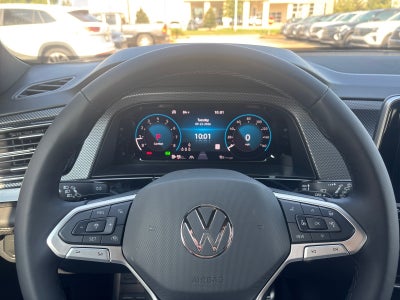 2026 Volkswagen Atlas Cross Sport 2.0T SEL R-Line Black