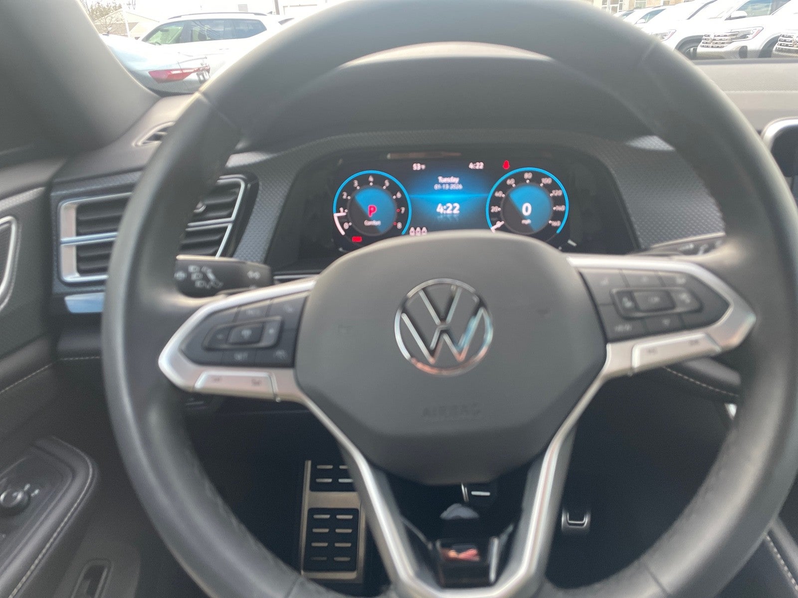 2025 Volkswagen Atlas Cross Sport 2.0T SEL R-Line Black