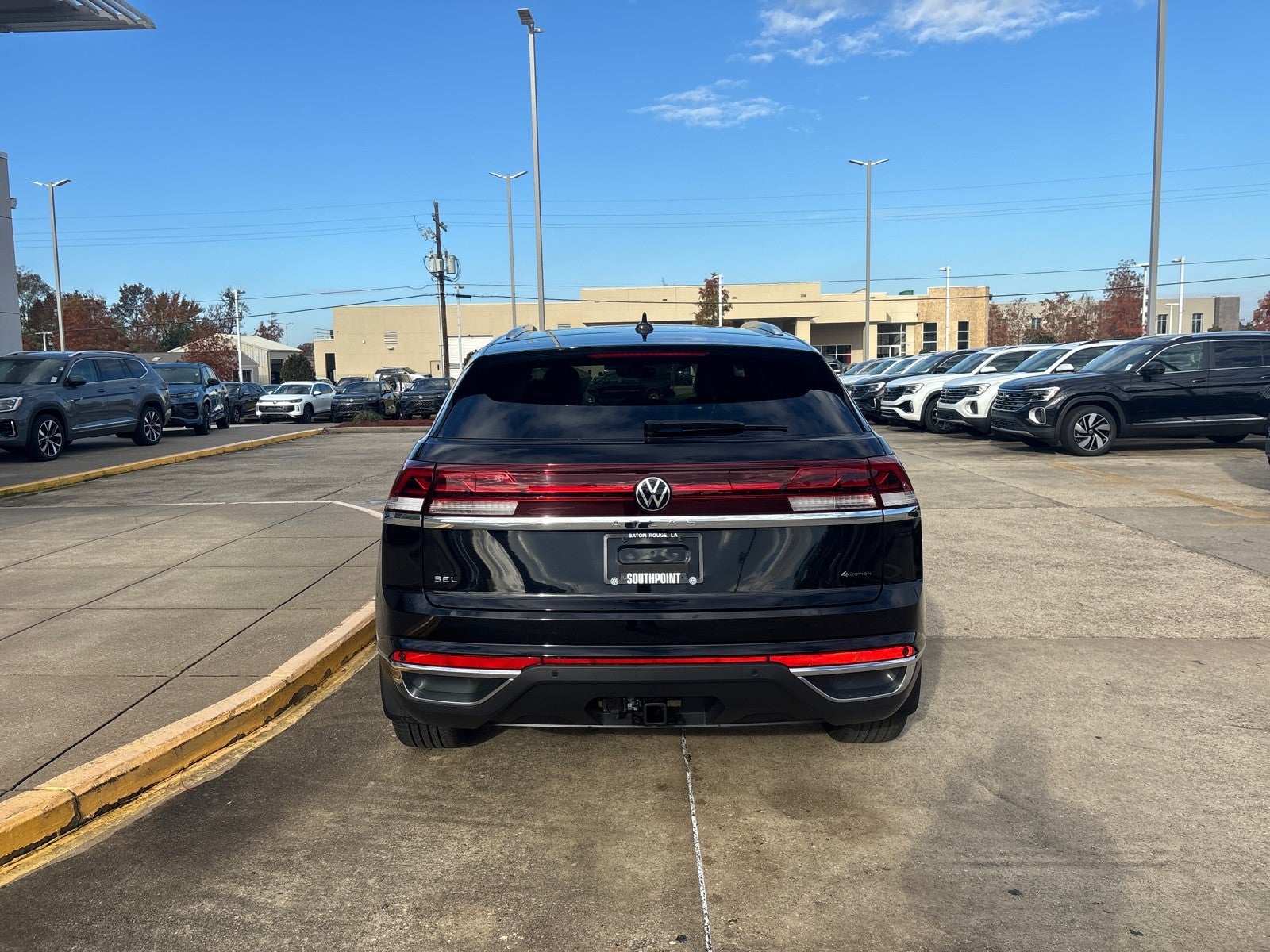 2026 Volkswagen Atlas Cross Sport 2.0T SEL