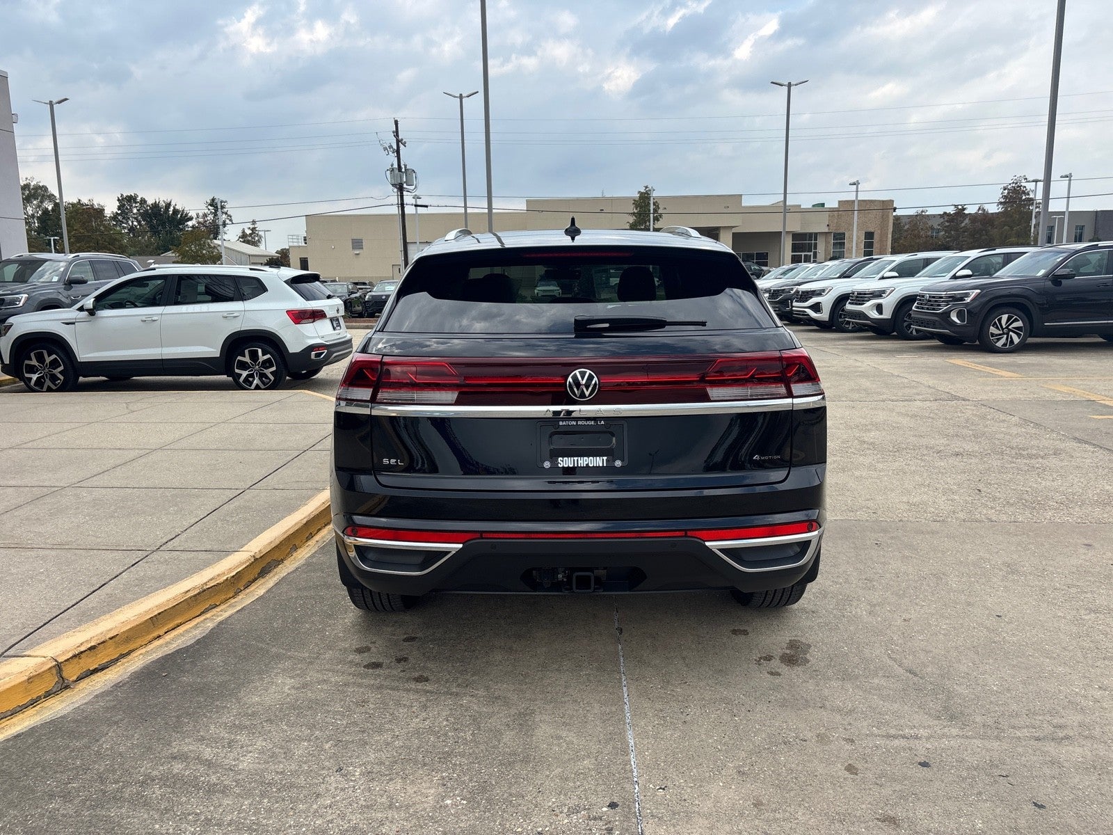 2026 Volkswagen Atlas Cross Sport 2.0T SEL
