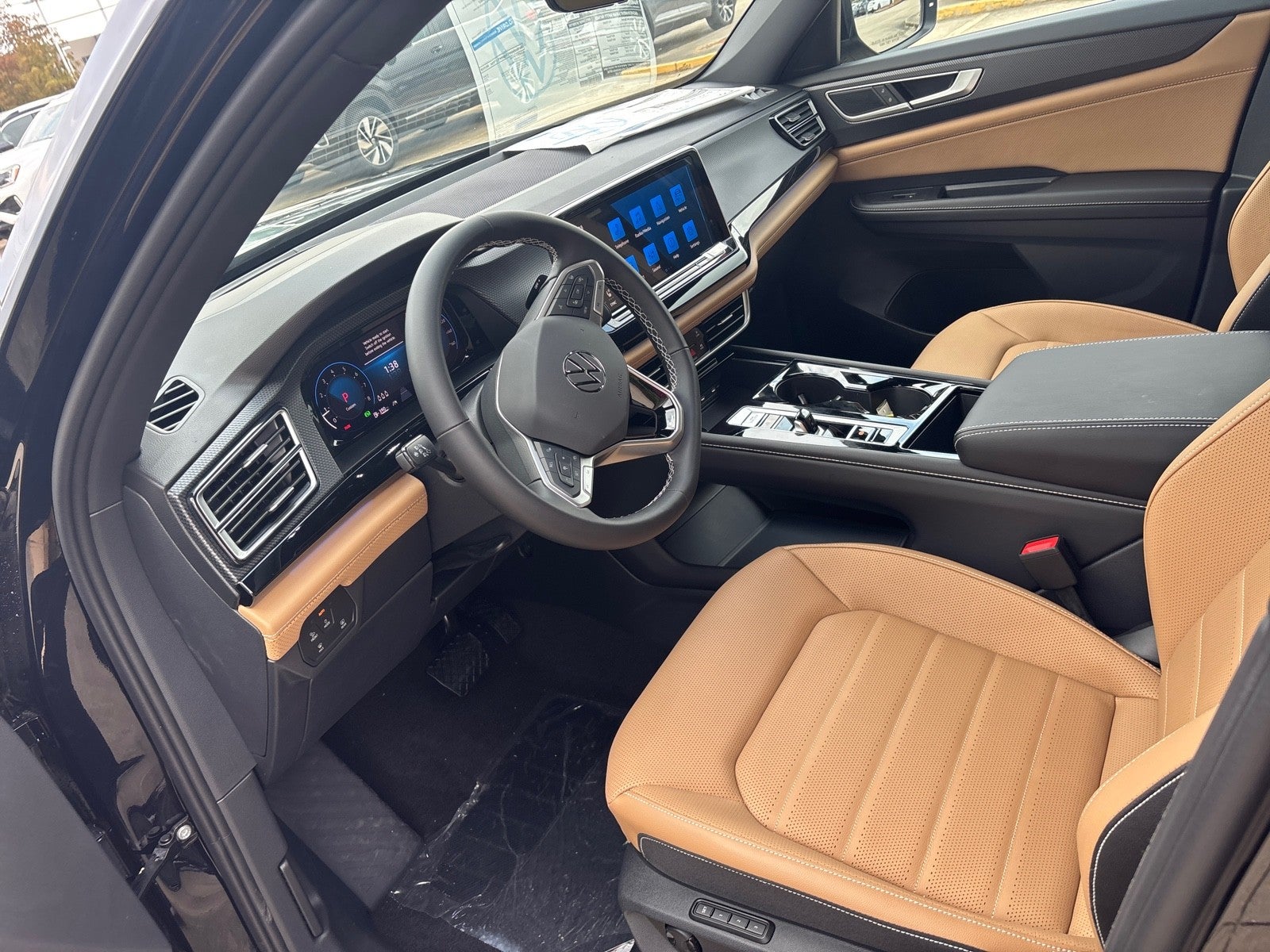 2026 Volkswagen Atlas Cross Sport 2.0T SEL