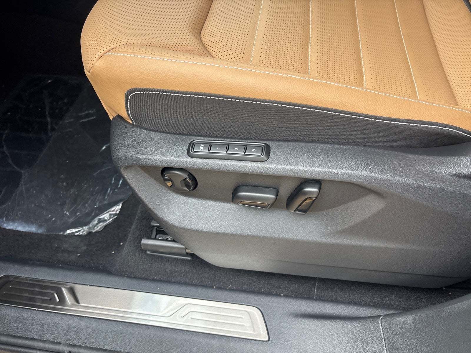 2026 Volkswagen Atlas Cross Sport 2.0T SEL