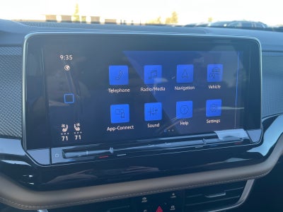 2026 Volkswagen Atlas Cross Sport 2.0T SEL