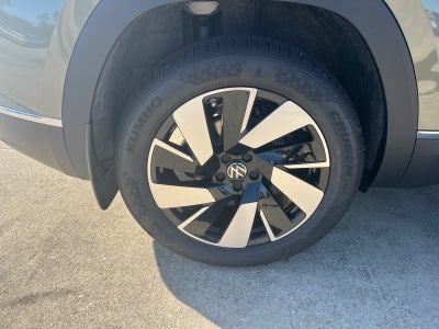2026 Volkswagen Atlas Cross Sport 2.0T SEL