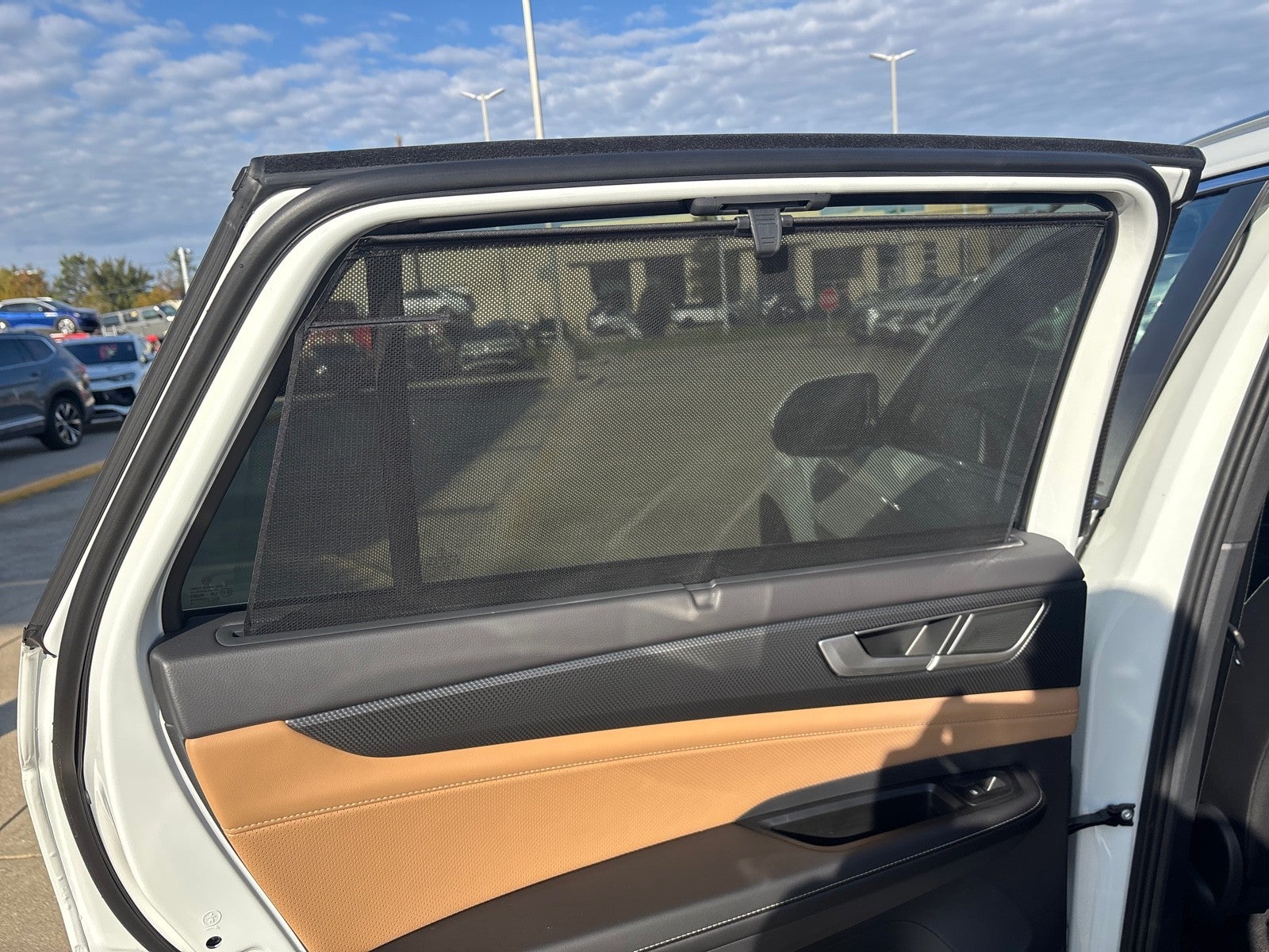 2026 Volkswagen Atlas Cross Sport 2.0T SEL