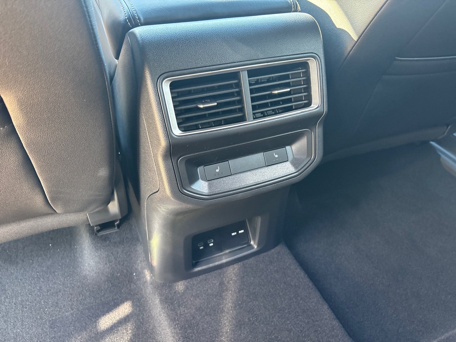 2026 Volkswagen Atlas Cross Sport 2.0T SEL