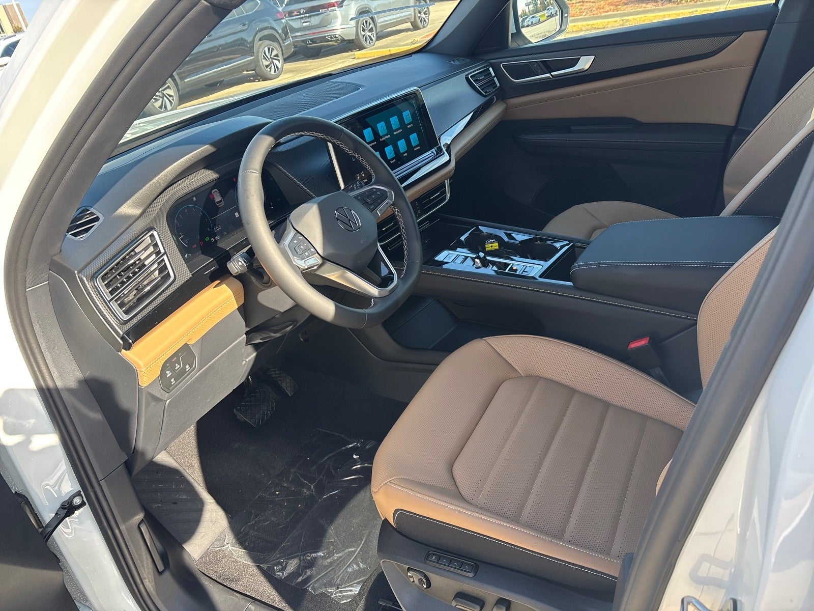 2026 Volkswagen Atlas Cross Sport 2.0T SEL