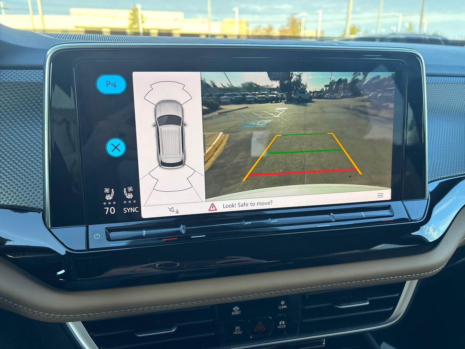 2026 Volkswagen Atlas Cross Sport 2.0T SEL