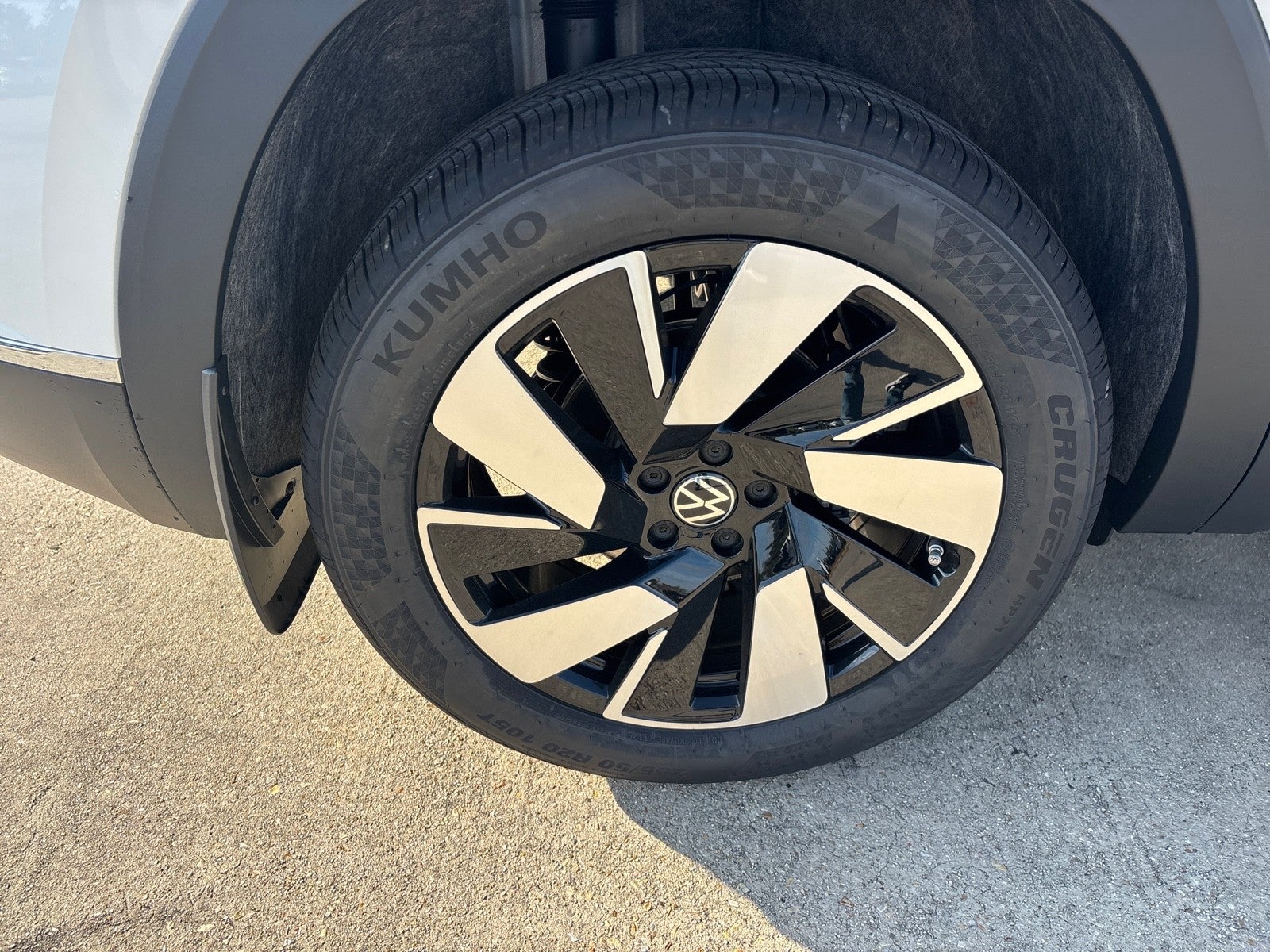 2026 Volkswagen Atlas Cross Sport 2.0T SEL