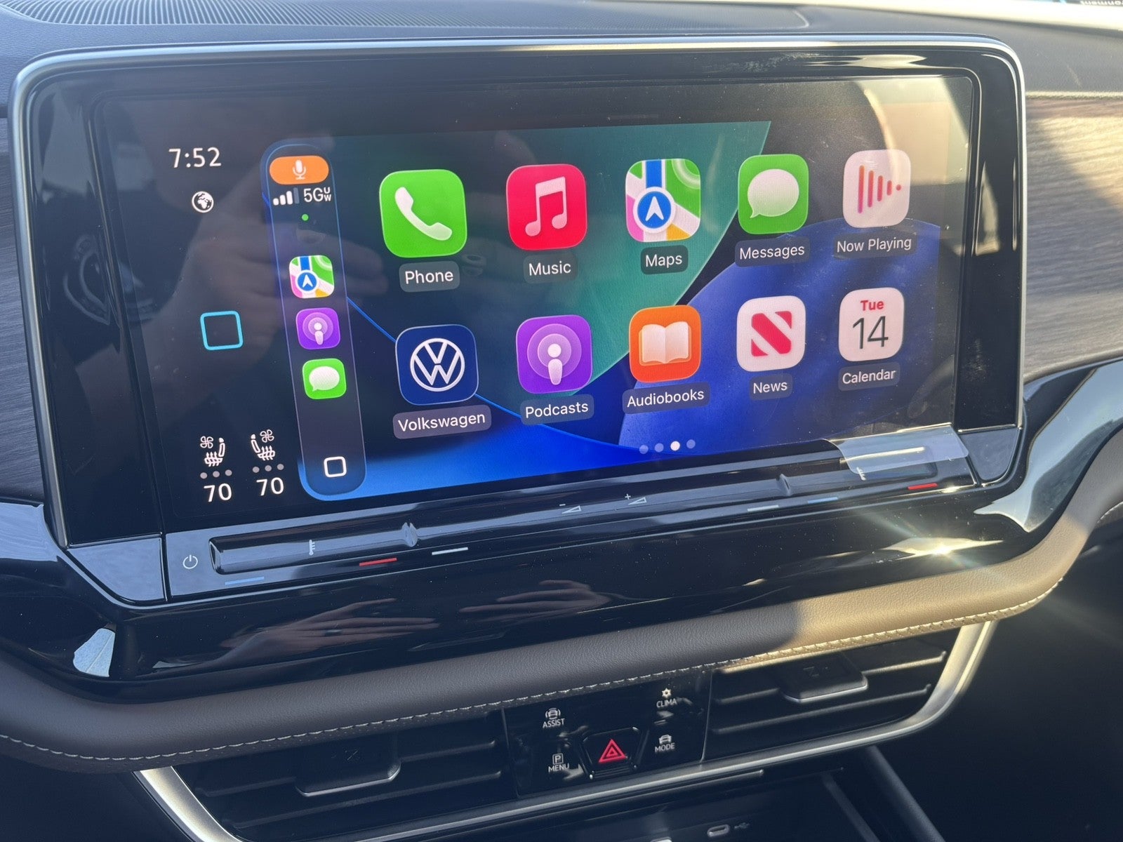 2026 Volkswagen Atlas 2.0T SEL