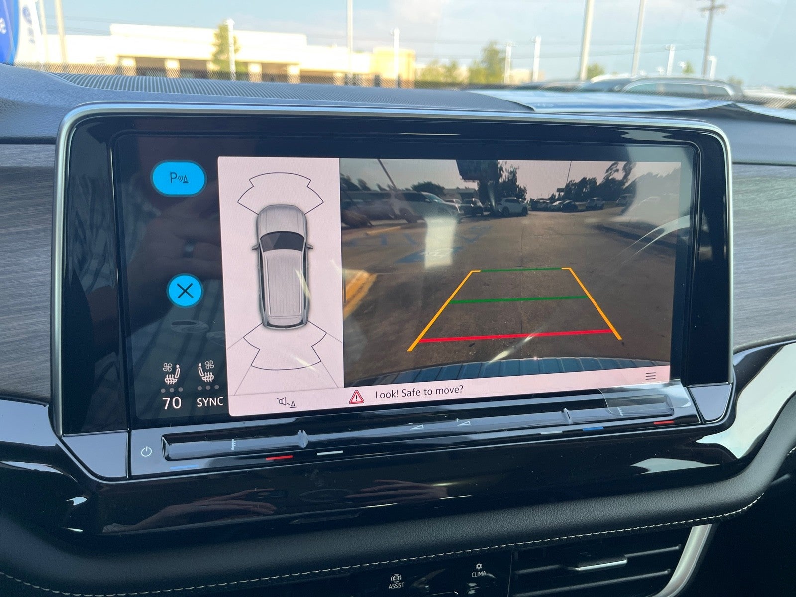 2026 Volkswagen Atlas 2.0T SEL