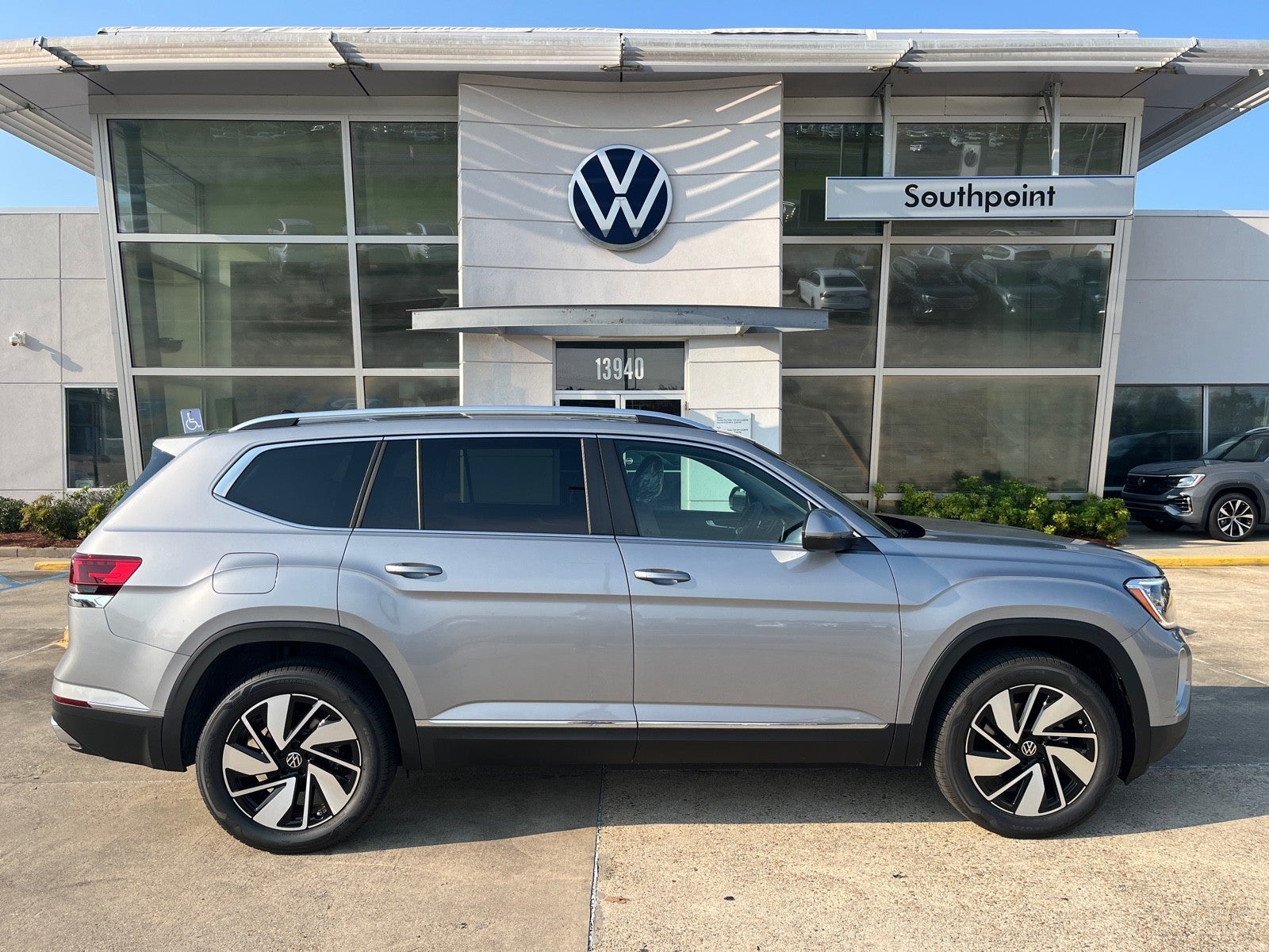 2026 Volkswagen Atlas 2.0T SEL