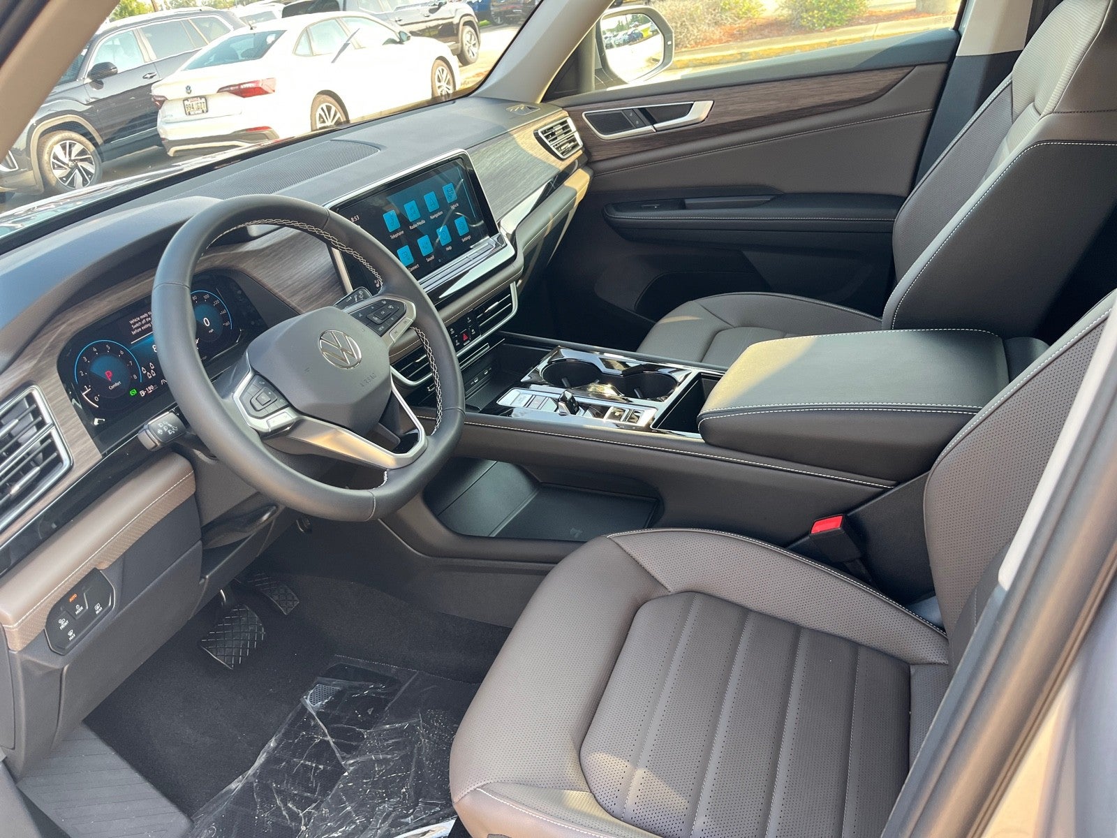 2026 Volkswagen Atlas 2.0T SEL