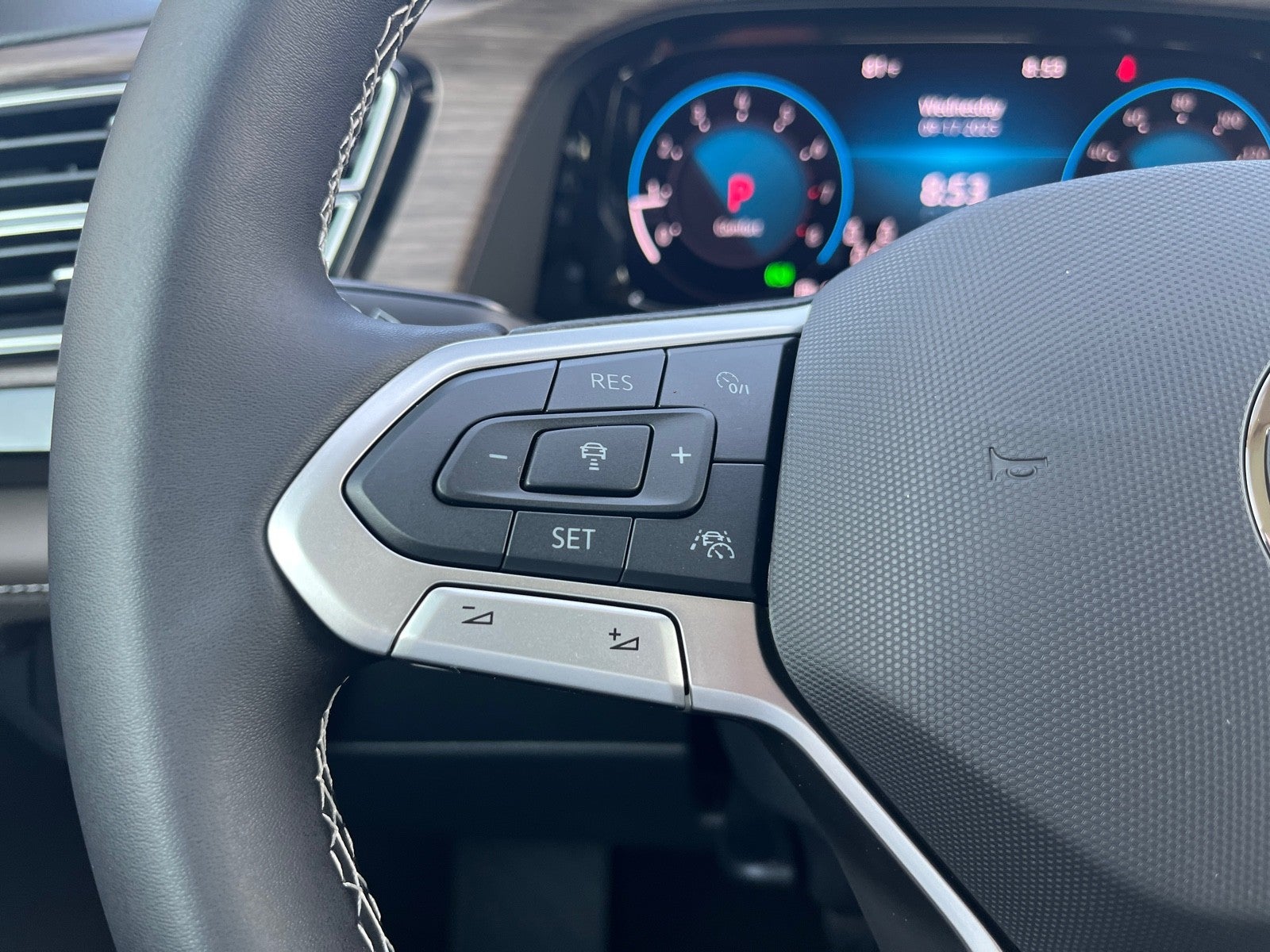 2026 Volkswagen Atlas 2.0T SEL