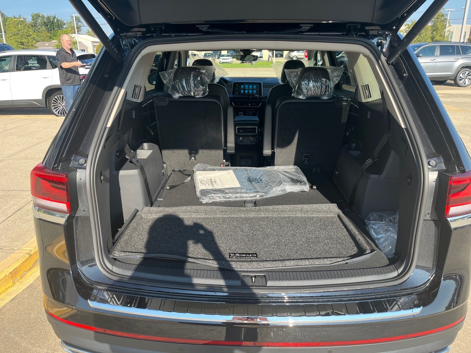 2026 Volkswagen Atlas 2.0T SEL