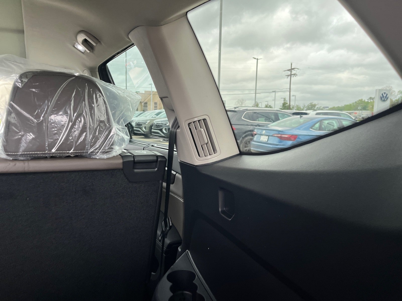 2025 Volkswagen Atlas 2.0T SEL