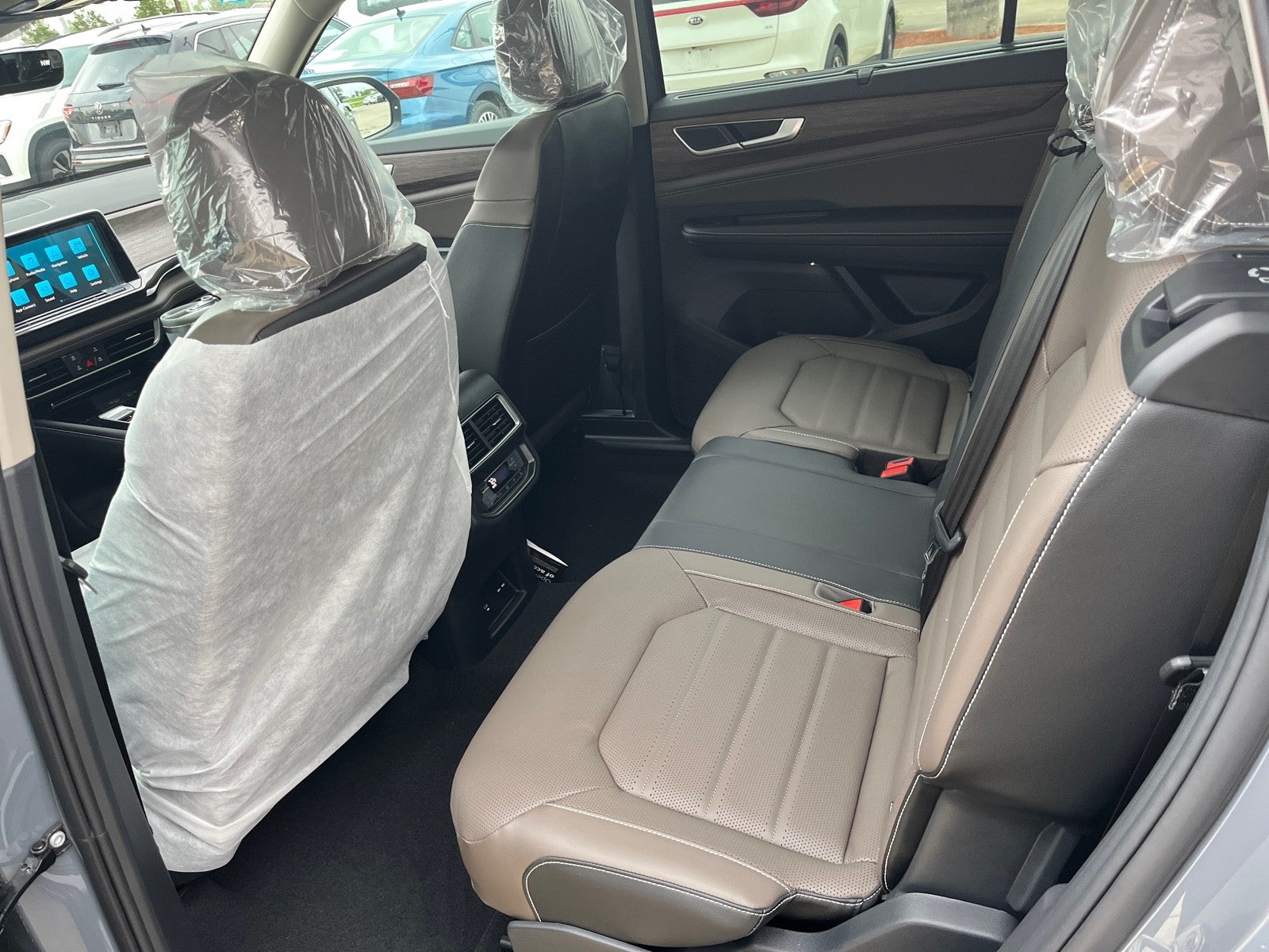 2025 Volkswagen Atlas 2.0T SEL