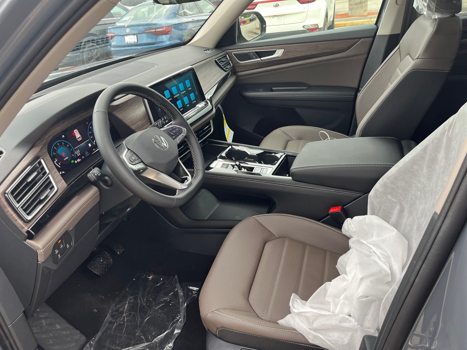 2025 Volkswagen Atlas 2.0T SEL