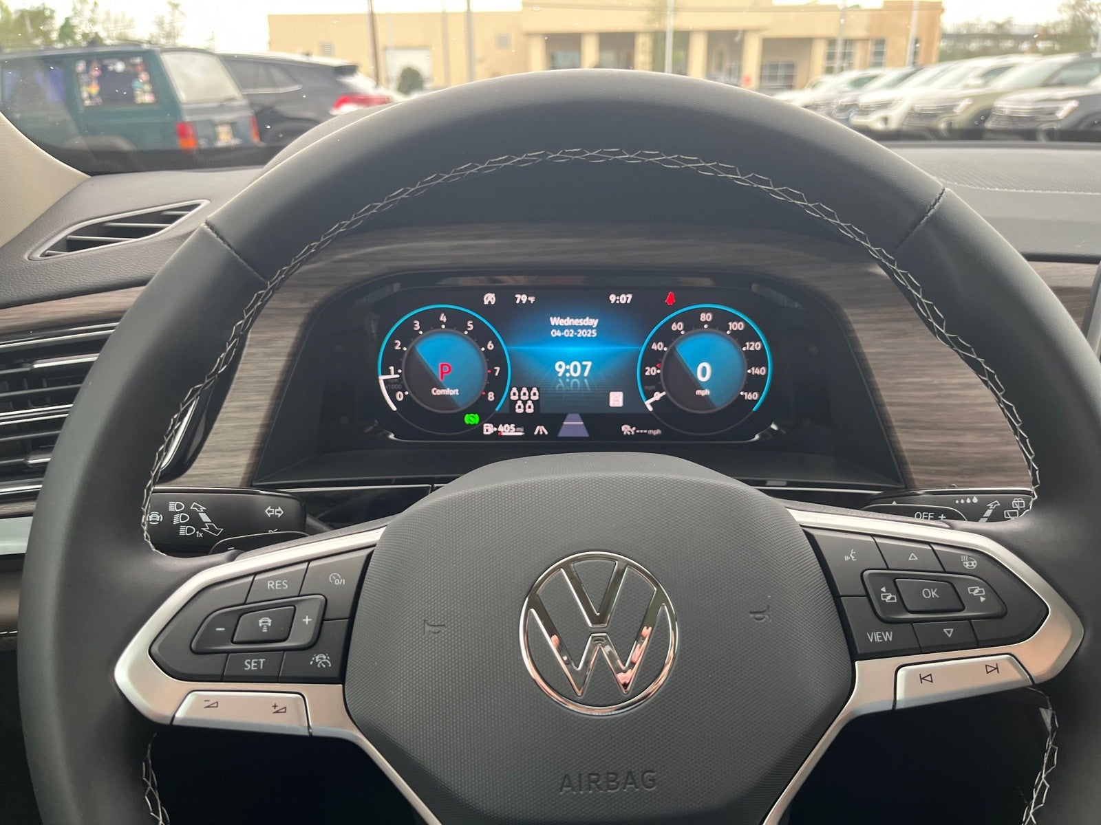 2025 Volkswagen Atlas 2.0T SEL