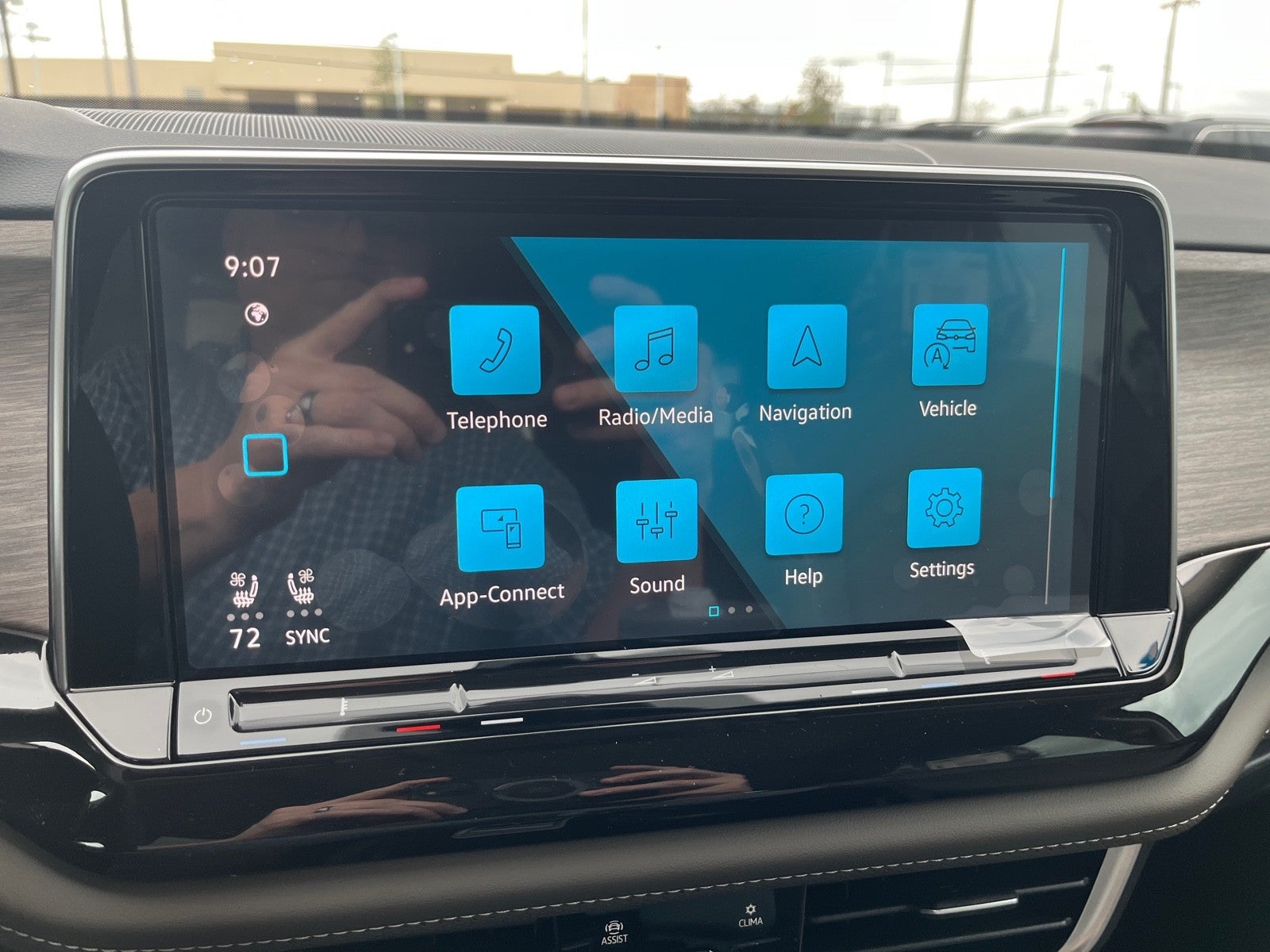 2025 Volkswagen Atlas 2.0T SEL