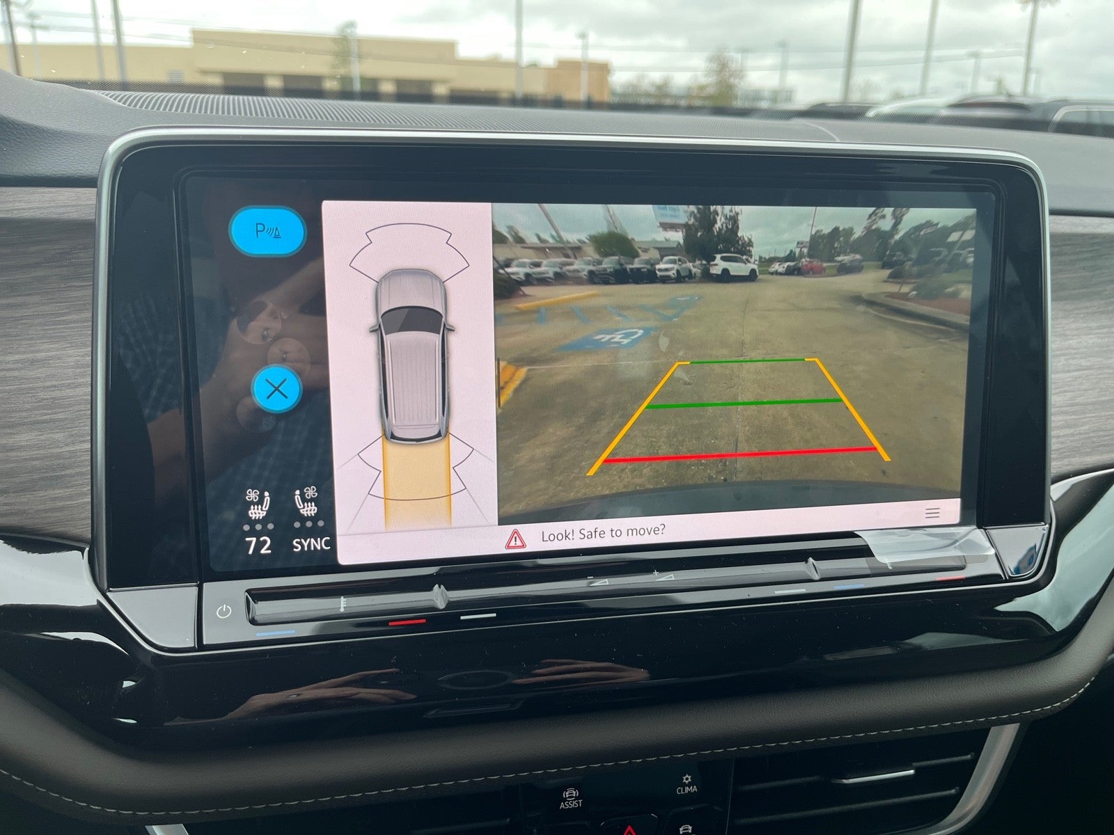 2025 Volkswagen Atlas 2.0T SEL