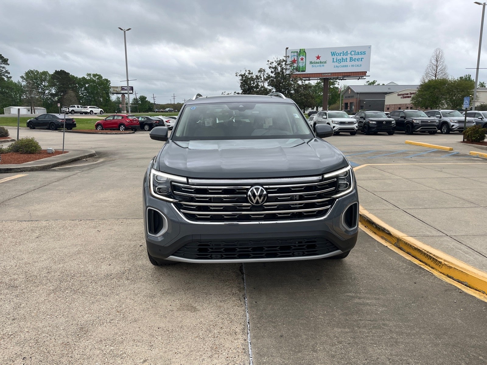 2025 Volkswagen Atlas 2.0T SEL