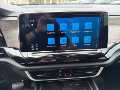 2024 Volkswagen Atlas 2.0T SEL