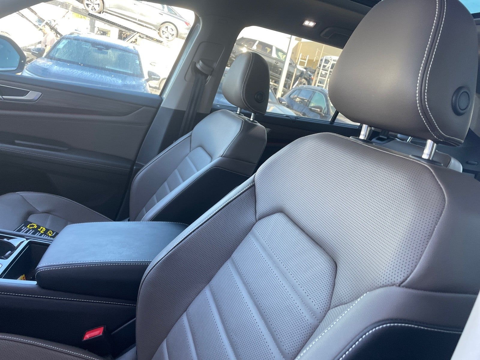 2025 Volkswagen Atlas 2.0T SEL