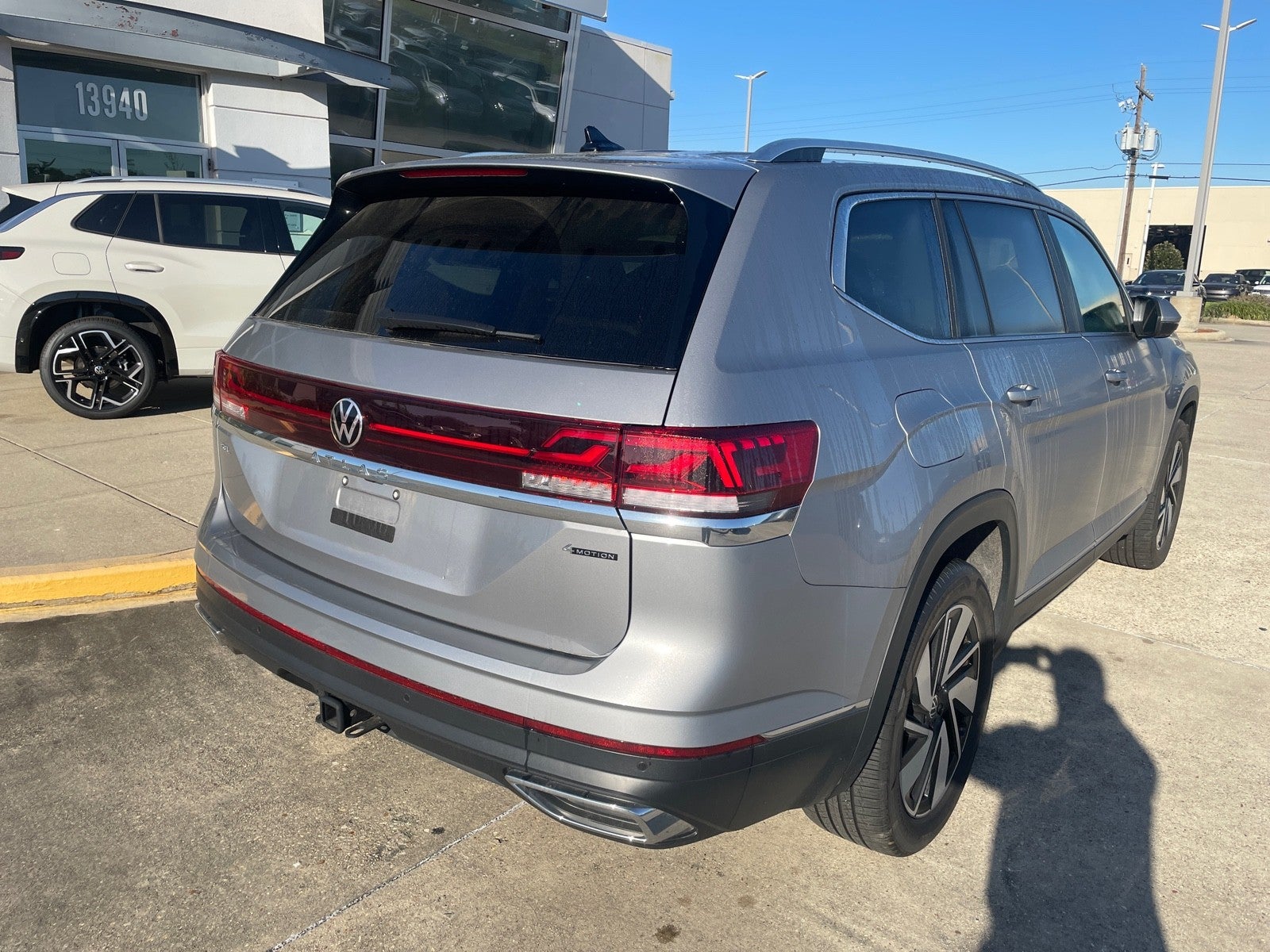 2025 Volkswagen Atlas 2.0T SEL