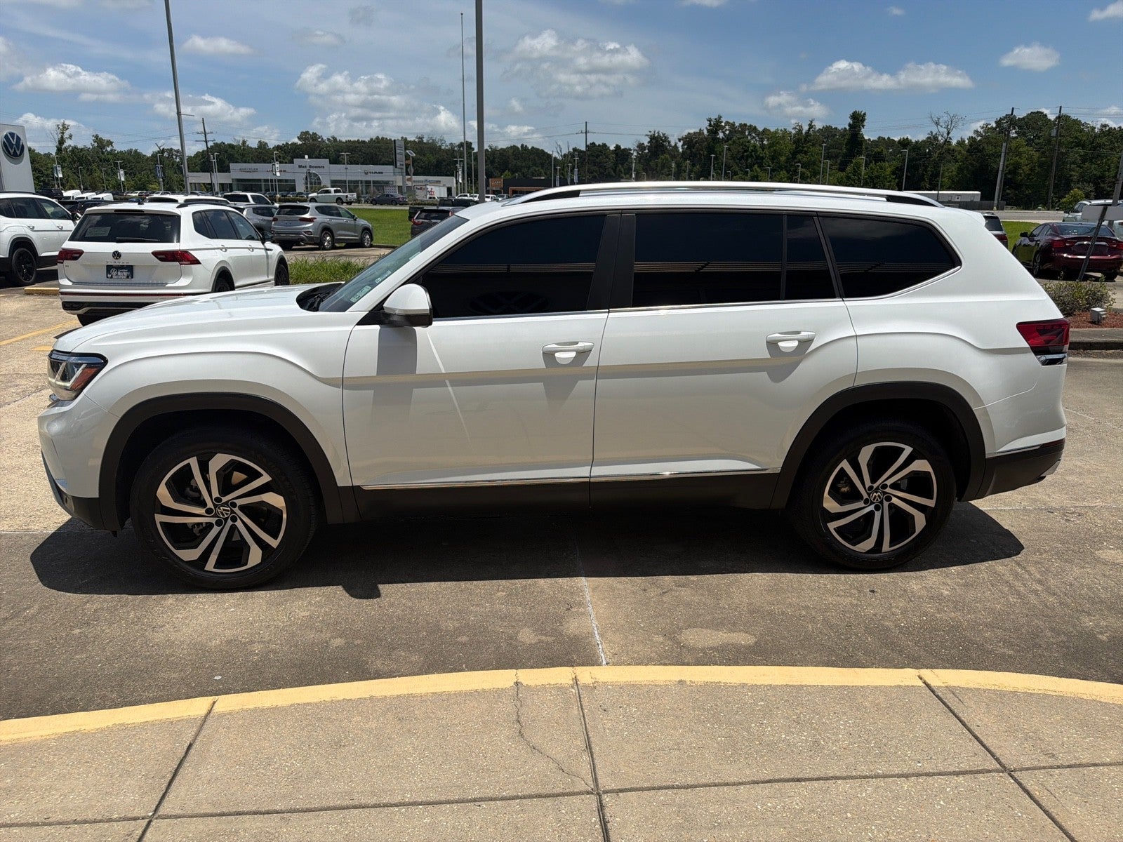 2023 Volkswagen Atlas 3.6L V6 SEL