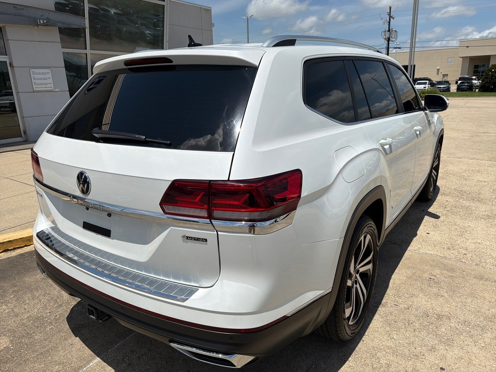 2023 Volkswagen Atlas 3.6L V6 SEL