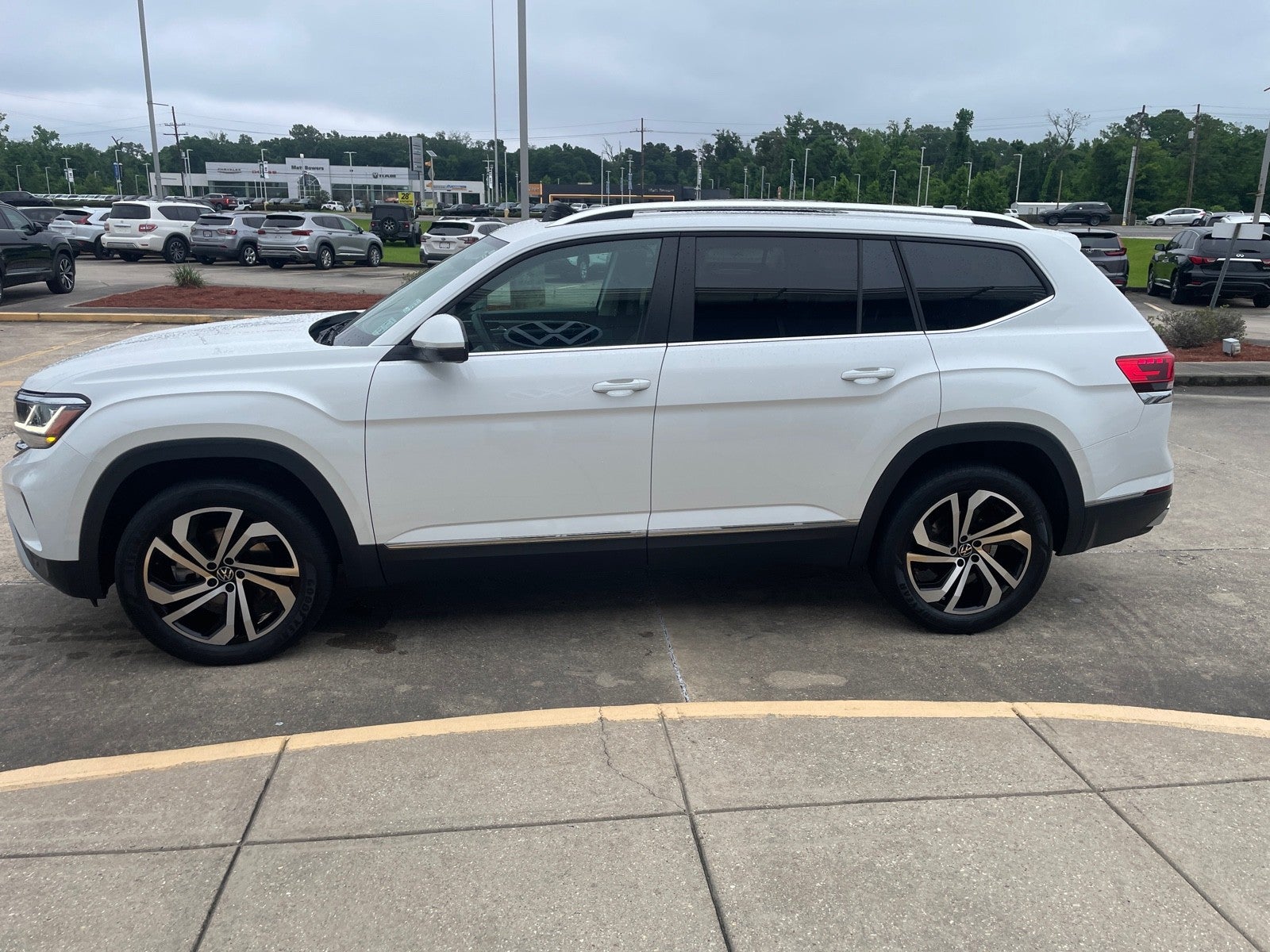 2023 Volkswagen Atlas 3.6L V6 SEL
