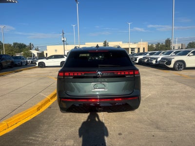 2027 Volkswagen Atlas SEL R-Line
