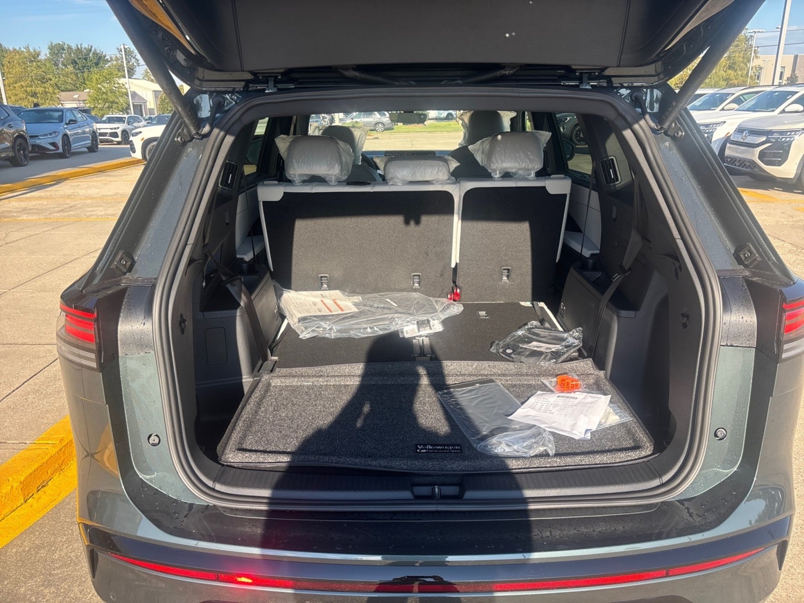 2027 Volkswagen Atlas SEL R-Line