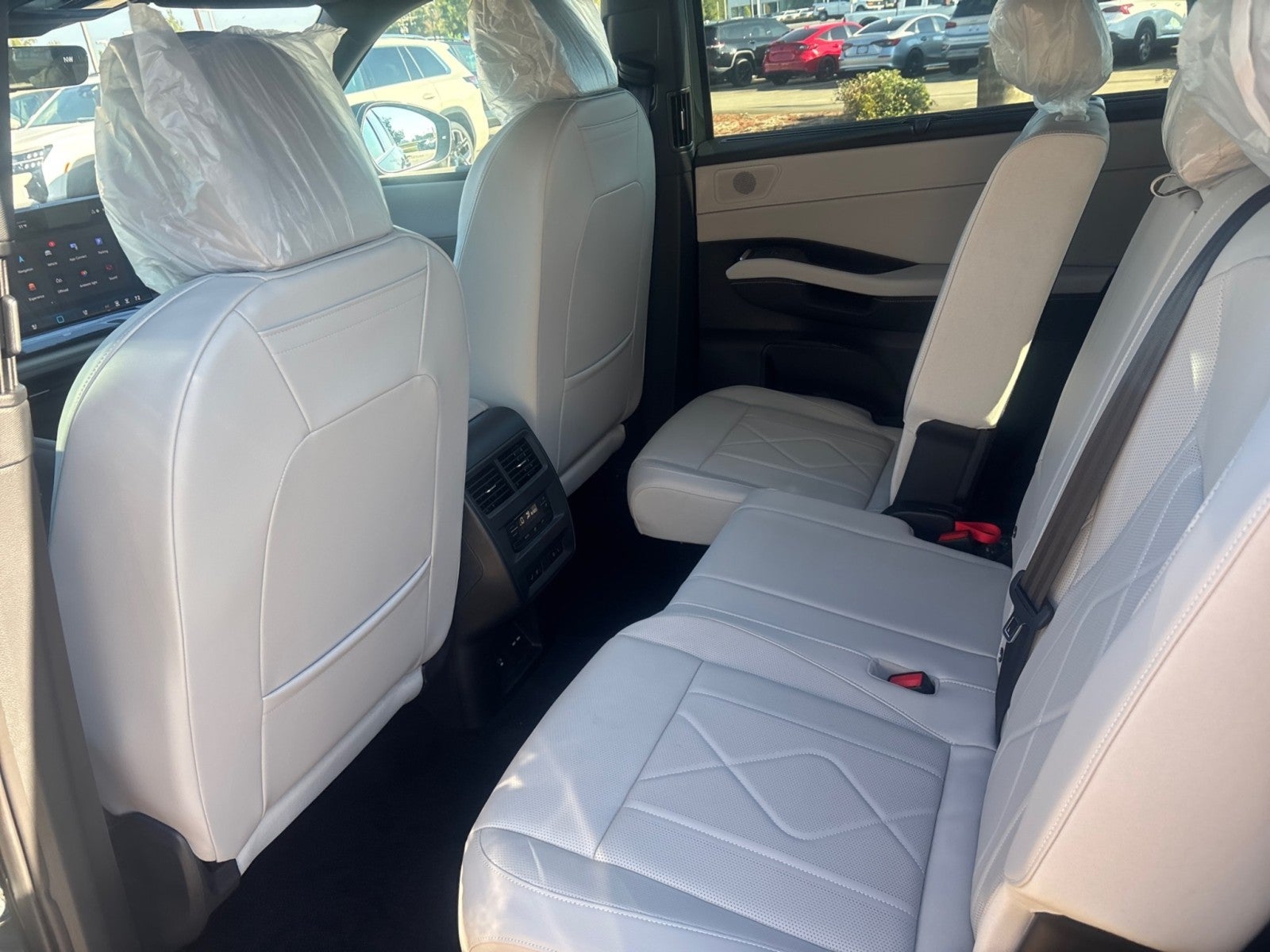 2027 Volkswagen Atlas SEL R-Line