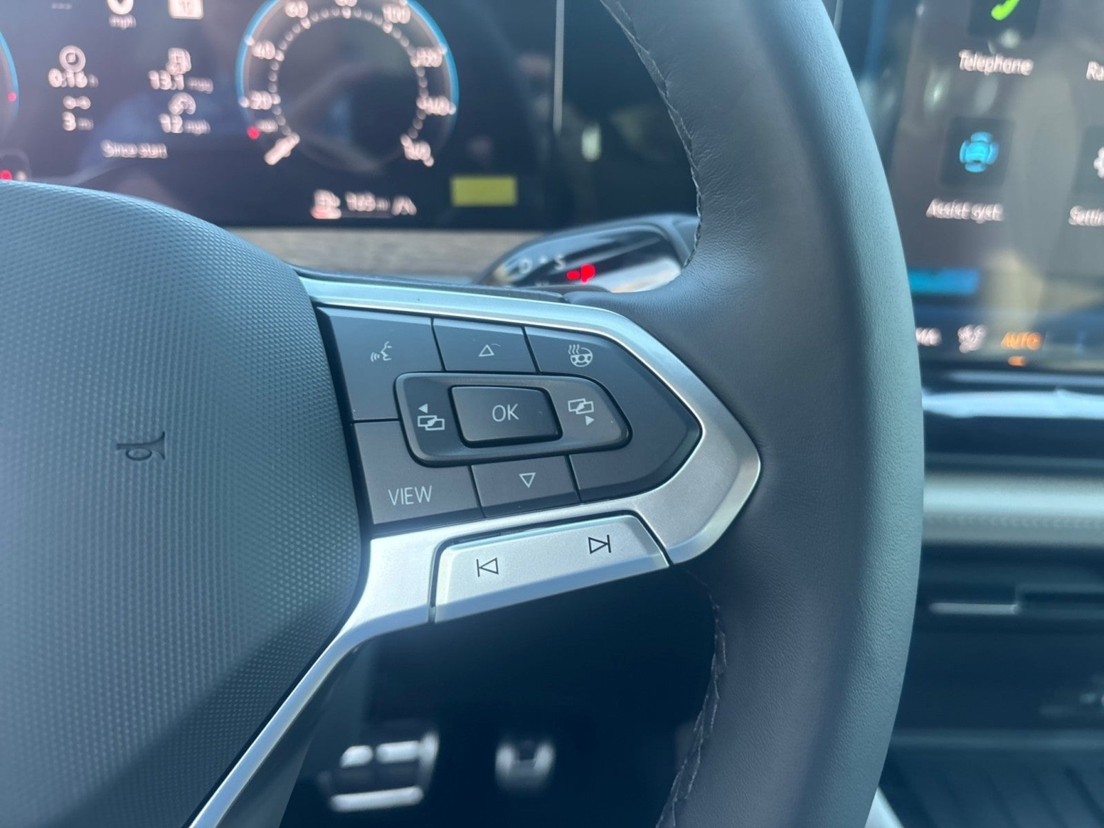2027 Volkswagen Atlas SEL R-Line