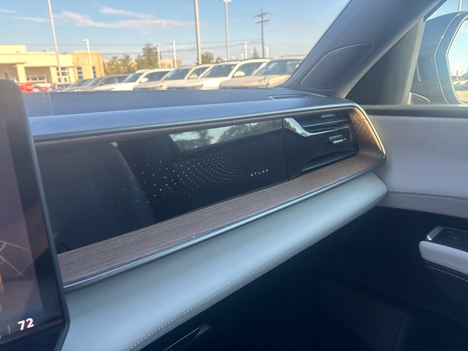 2027 Volkswagen Atlas SEL R-Line