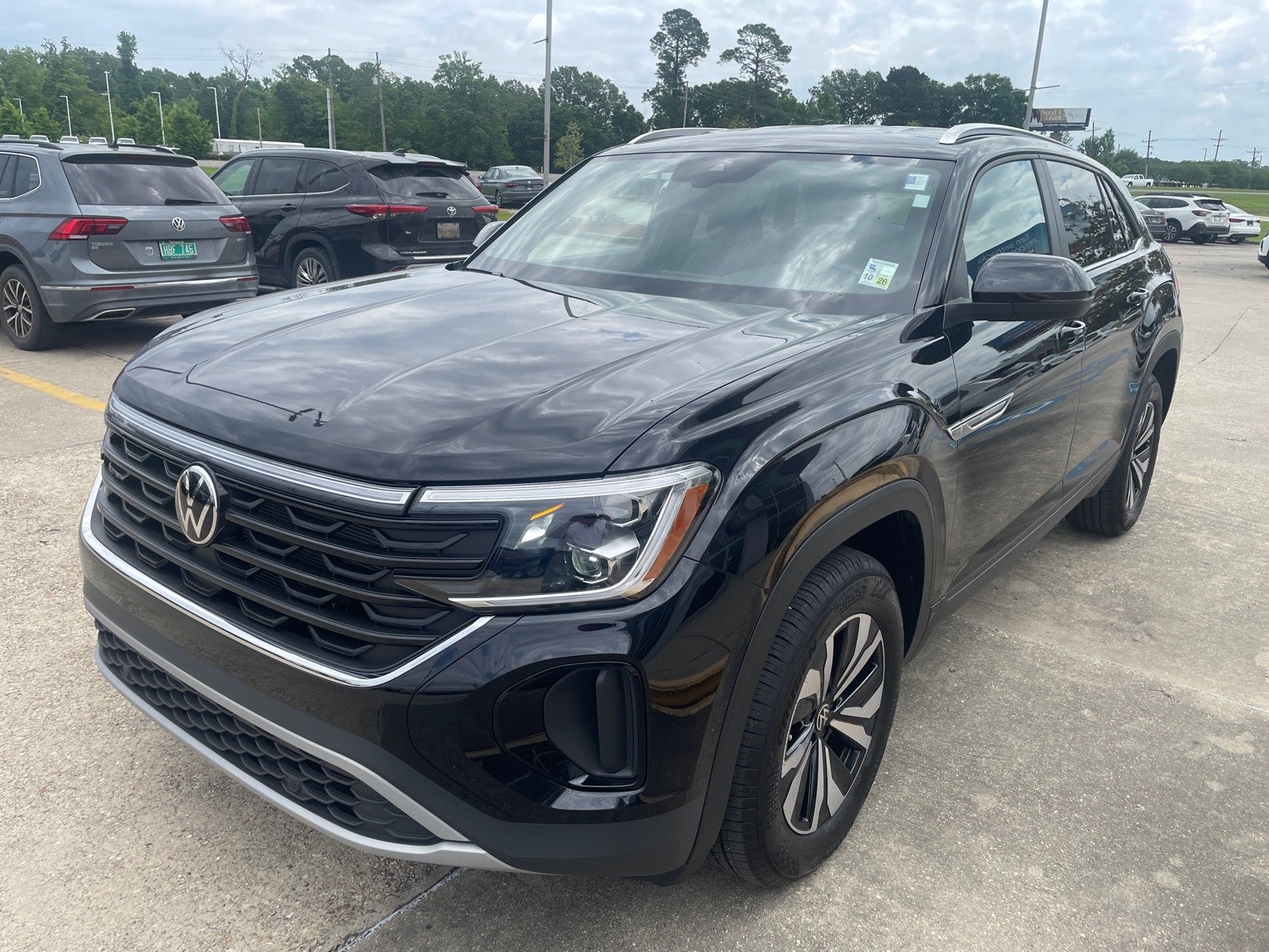 2026 Volkswagen Atlas Cross Sport 2.0T SE