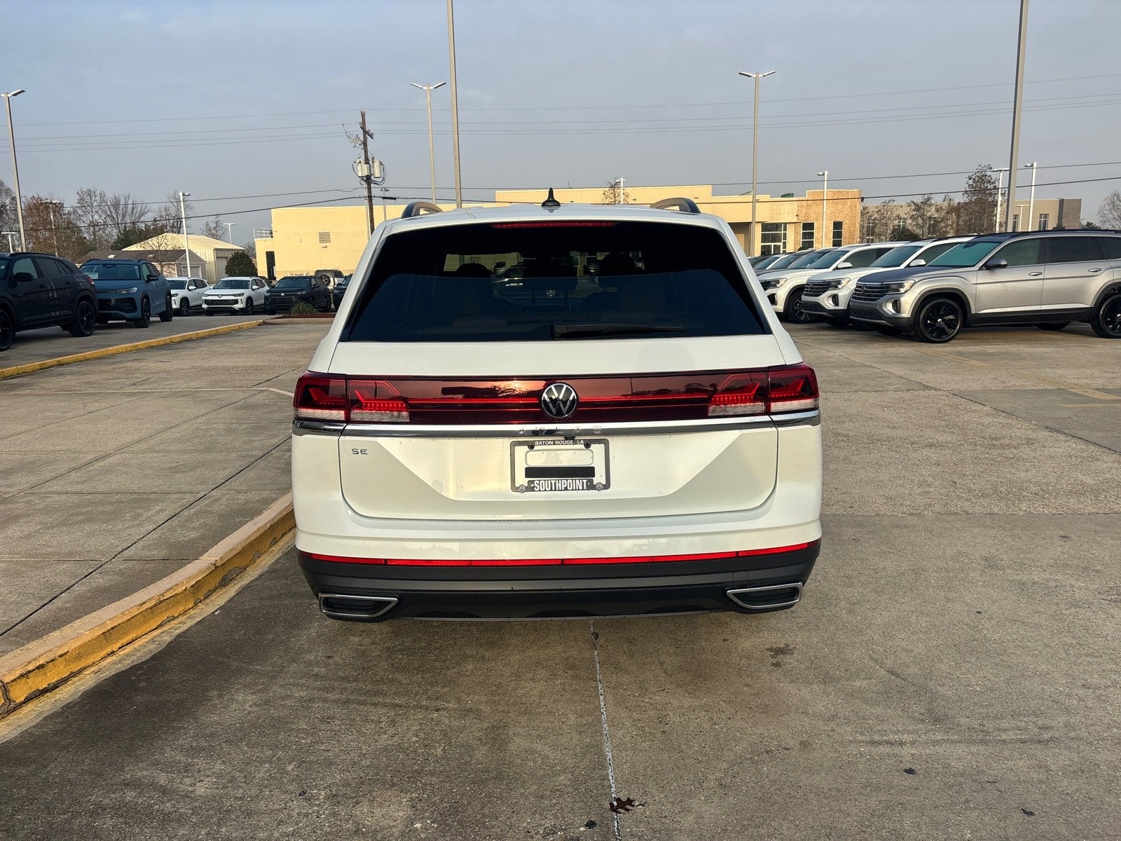 2026 Volkswagen Atlas 2.0T SE